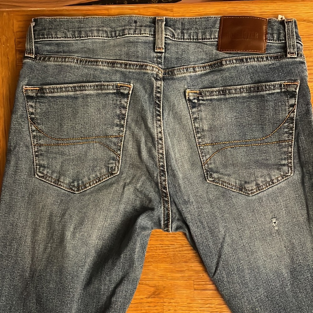 Hollister men’s jeans - Picture 3 of 3